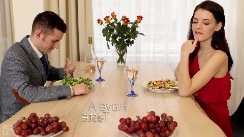 season 38, episode 15 - Sample this