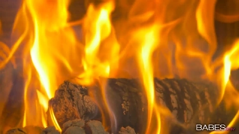 Babes - Alexis Crystal - Open The Hatch