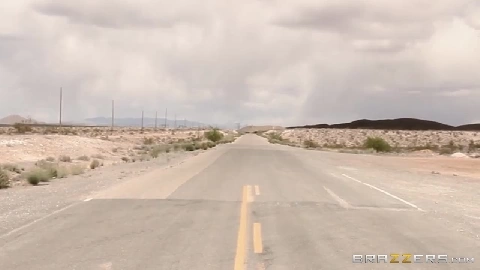 Simone Sonay does two in seat