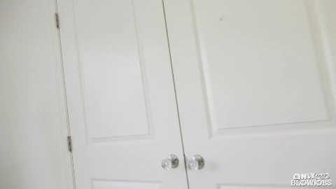 Maya Bijou - OnlyTeenBlowjobs E539 Ding Dong Ditch