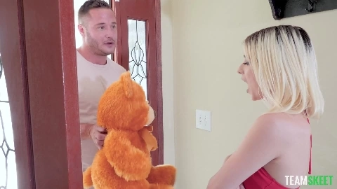 Jessie Saint Out Of The Friendzone - ExxxtraSmall