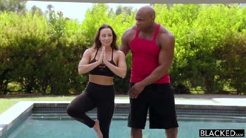 Loosen Up in HD - Abigail Mac