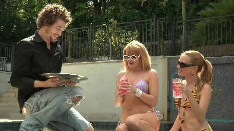 Lexi Belle in In Daddys Bed - Penthouse