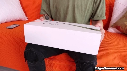 Vivianne Desilva - Thruster Toy Tugging