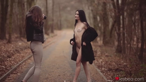 Stacy Cruz, Elouisa - Lesbea