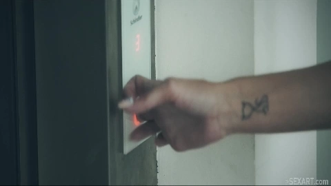 Sexart - Sandra Wellness & Juan Lucho - Elevator Part 2