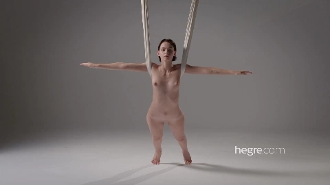 Ariel Angel Flying High - Hegre