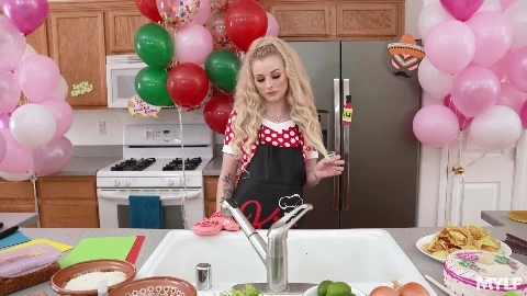 Mylfwood - Hyley Winters - Cooking With Paris 2