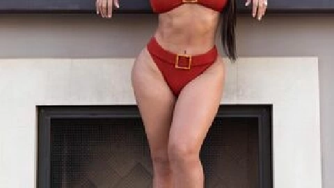 Sexy Latina Lilyana Gets Her Ass Pumped Hard First Time