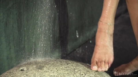 Kristof Cale, Shalina Devine - A Well- Adorned Butt