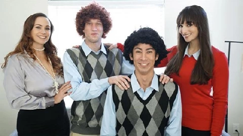 Lil Hoes - Lexi Luna and Bella Rossi