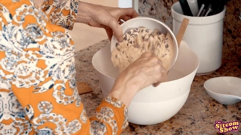 Lauren Phillips That 70s Ho Cookies And Cream