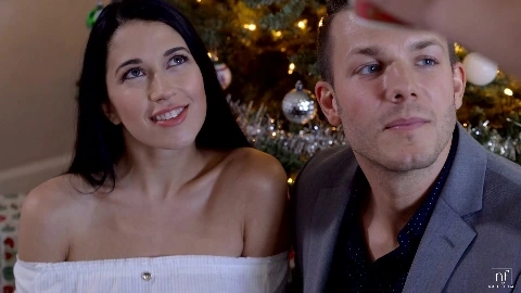 Kiara Cole And Alex Coal Cumming For Christmas