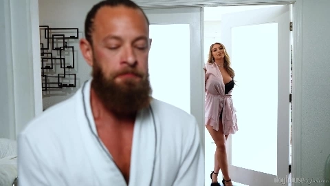 Full Service Massage - Kayley Gunner