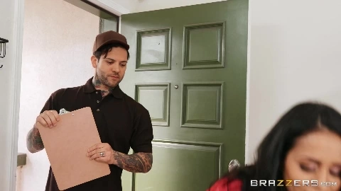 Abby Lee Brazil DICKlivery - BrazzersExxtra