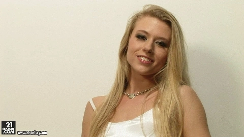 Interview - Michelle Moist