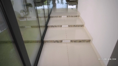 Skirt Chaser Diaries - Simon Kitty