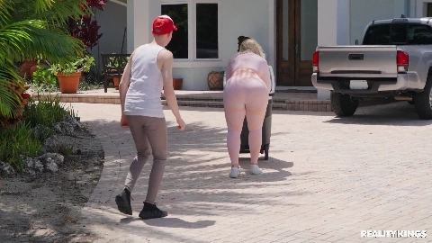 The Treat - Lila Lovely