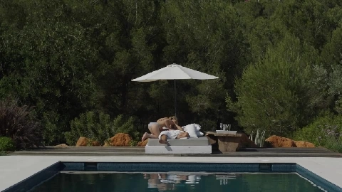 XPORN Poolside Romp