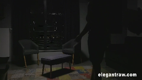 Alysa Gap - ElegantRaw