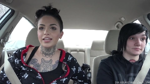 Leigh Raven, Nikki Hearts - Raw #30, Scene #03