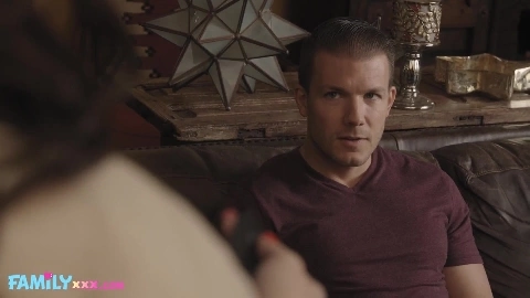 Stepmom Has A Big Day - Linzee Ryder