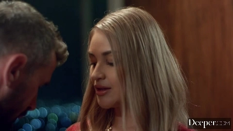 Gold Digger - Gizelle Blanco