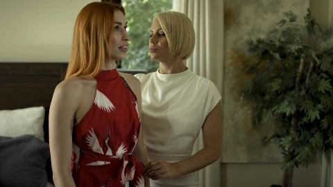 Mothers & Stepdaughters - Helena Locke & Delilah Day