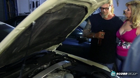 Laura's quick fix for an aching cock - Laura Layne