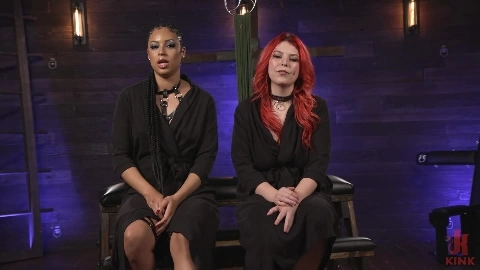 Diamond Banks And Taylor Nicole - EverythingButt