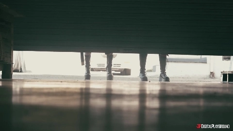 Vigilante City in 4K - Mona Azar & Avery Jane