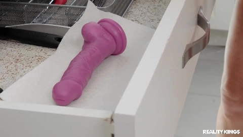 Maya Woulfe And Wendy Raine - MomsLickTeens