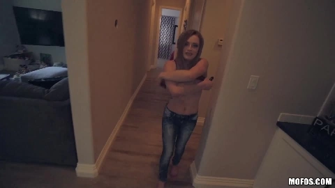 I Know That Girl - Cora Moth