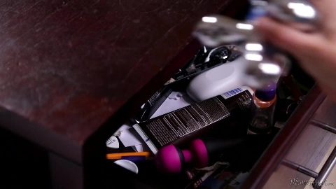 Ashley Fires, Haley Reed - Whats This For