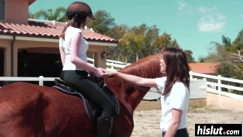 Sapphic Stable SeXXX 2