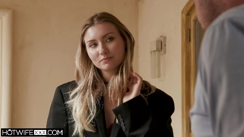 Emma Sirus - HotwifeXXX