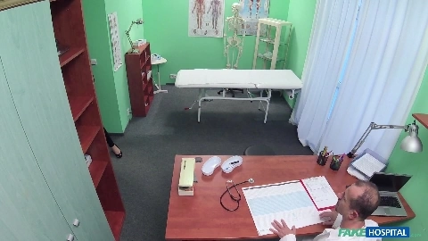 F@keHospital - Jasmine Jae