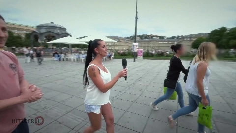 Holly Banks Come On Lets Fuck - Hitzefrei