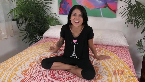 AtkGalerria  Sadie Pop Interview