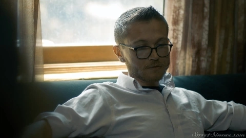 Victoria Voxxx Keep It Close - SweetSinner