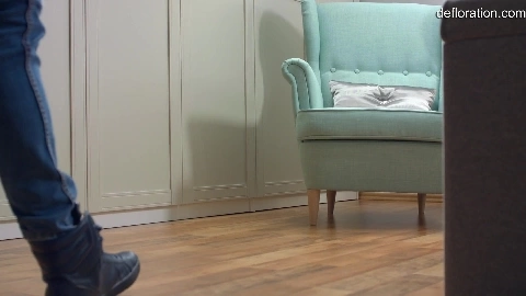 Defloration Anya Krey