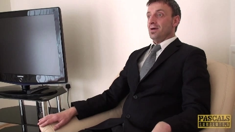 Wannabe Subslut, Brazenly Hits On Me For A F - Tina Kay