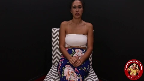 Cayanne Gets Empowered Sucking Dick