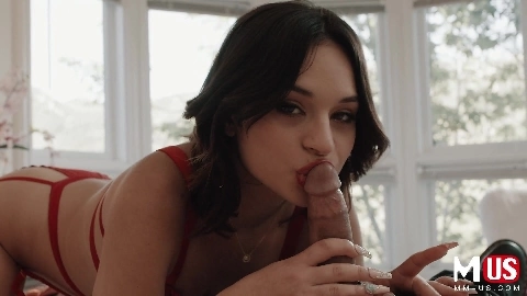 Aria Valencia Horny Teen 4