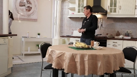 Rebecca Volpetti - Eve's Blind Dates Episode 1 - Reveal