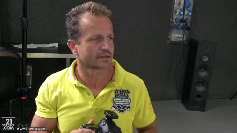 Studio DP - Amanda Black