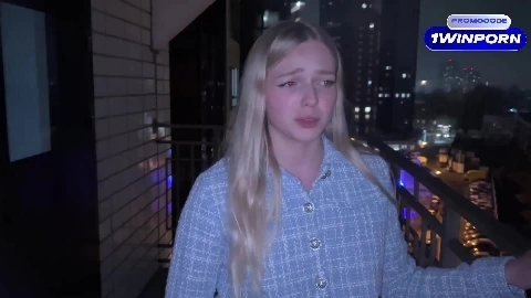 Can you Fuck me to Spite my Boyfriend¿ a Neighbor Offered me her Pussy - Arisha Mills