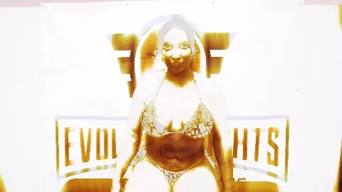 Brandi Mae Vs Ecko Belle Vs Muscle Marilyn - EvolvedFightsLez