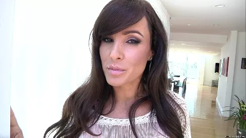 It's A Mommy Thing 6 in HD - Lisa Ann