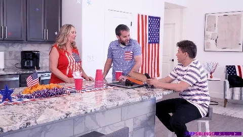 Daisy Fox Stepsisters Fourth Of July Fuck - StepSiblingsCaught